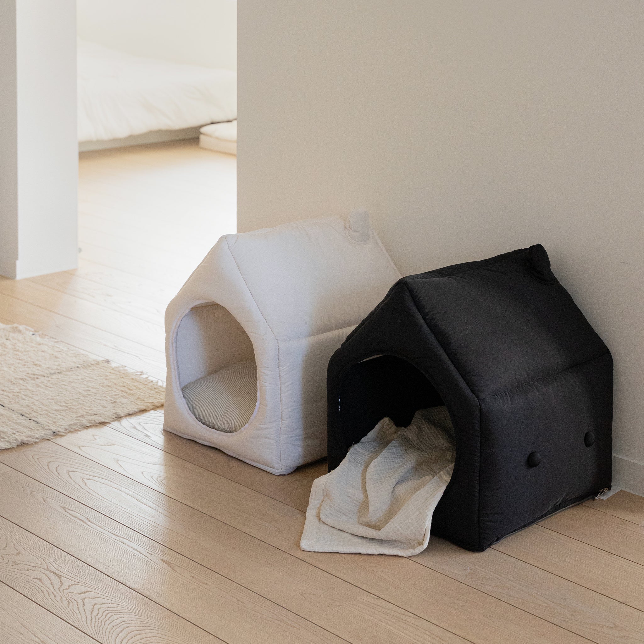 Informal House (Black)