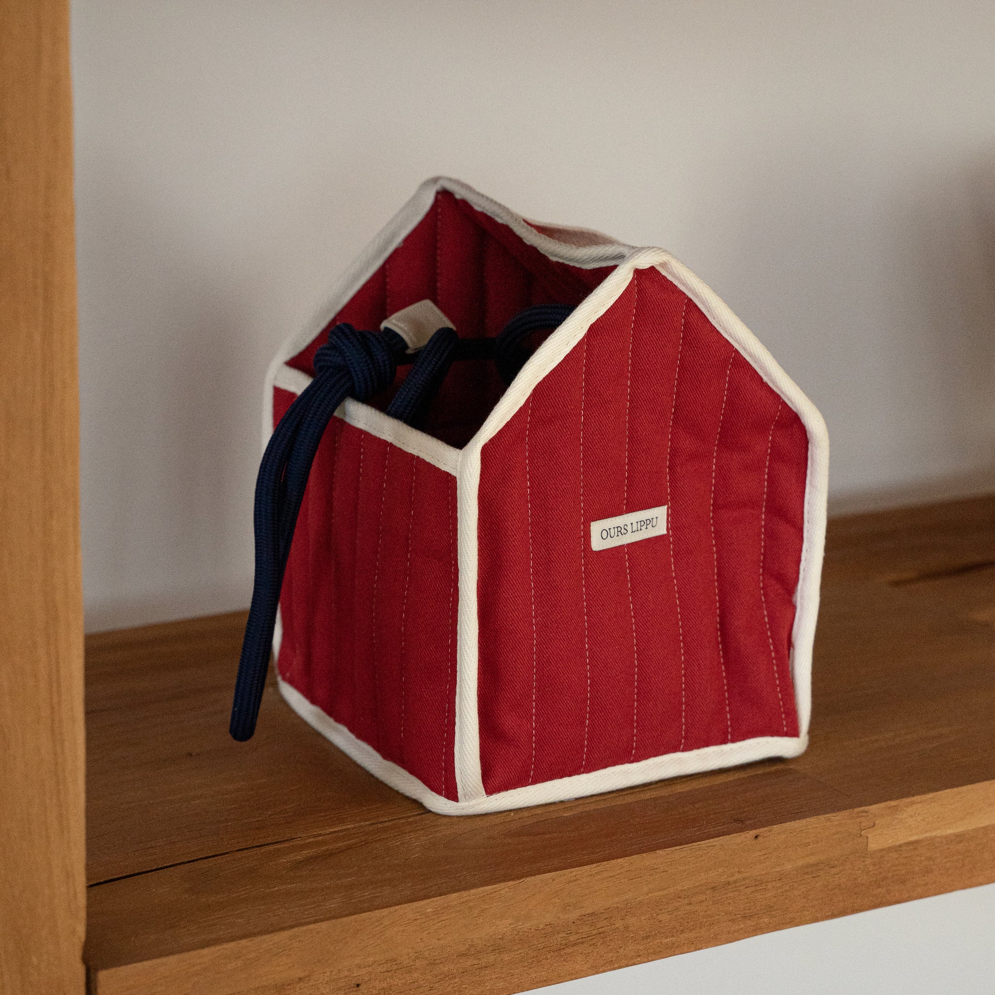Toy House S